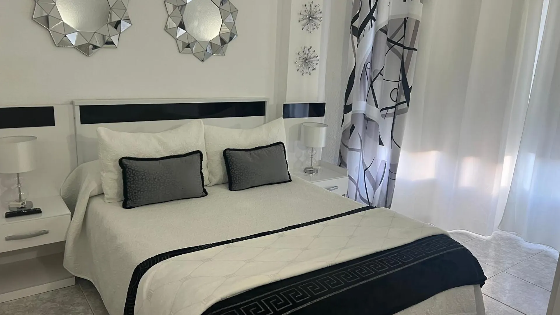 Апартаменты La Casita De Omar En El Corazon Del Puerto De La Cruz 0*, Пуэрто-де-ла-Крус Испания